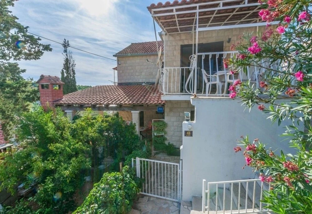 Mari - Great Location 30m From the sea - A1 Donji
