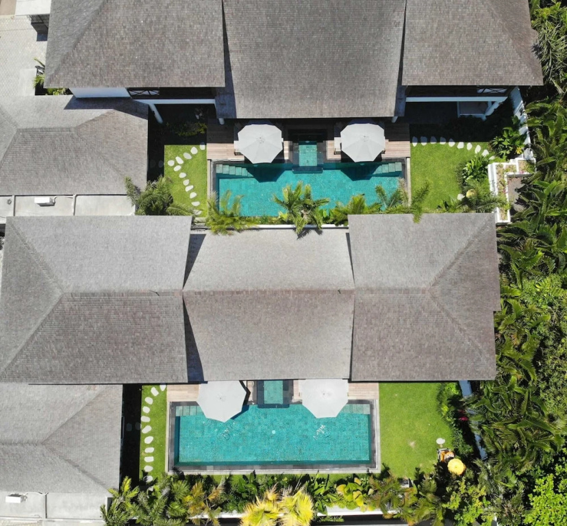 Exclusive Villas Complex, 8 BR, Canggu With Staff