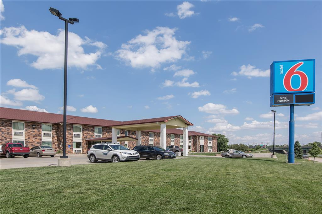 Motel 6 Omaha - Central