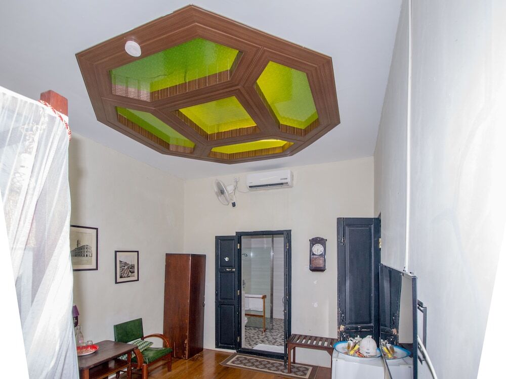 Noordin Street House