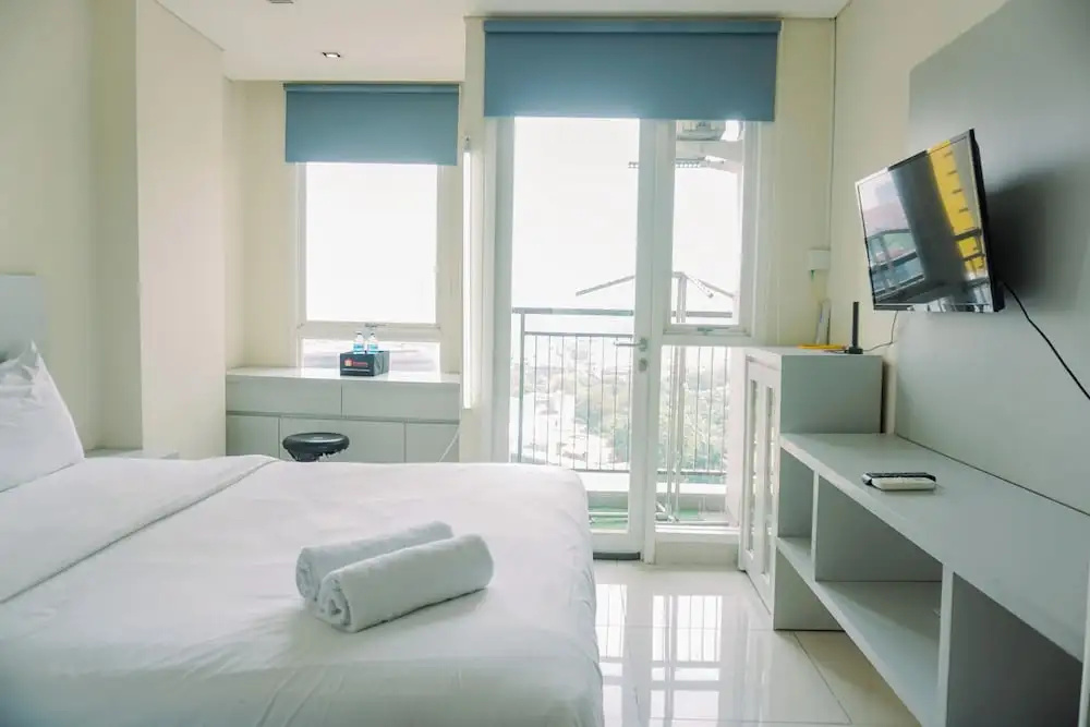 Cozy Stay Studio Apartment At Elpis Residence