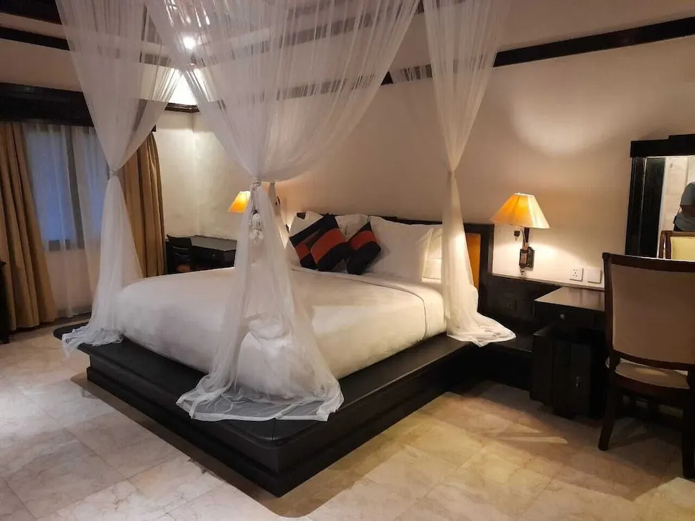 The Royal Beach Seminyak Bali - Chambres