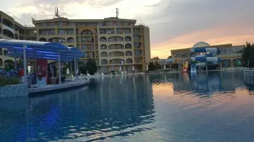 Apartments in Grand Midia Aheloy Palace