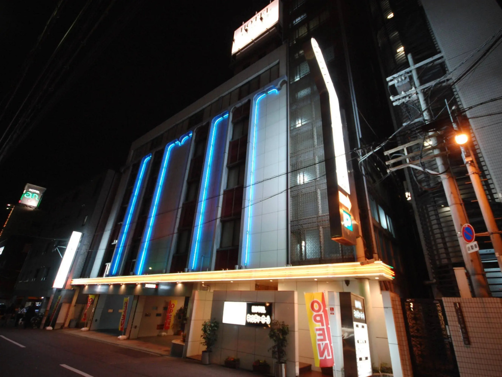 Hotel Candy Hall