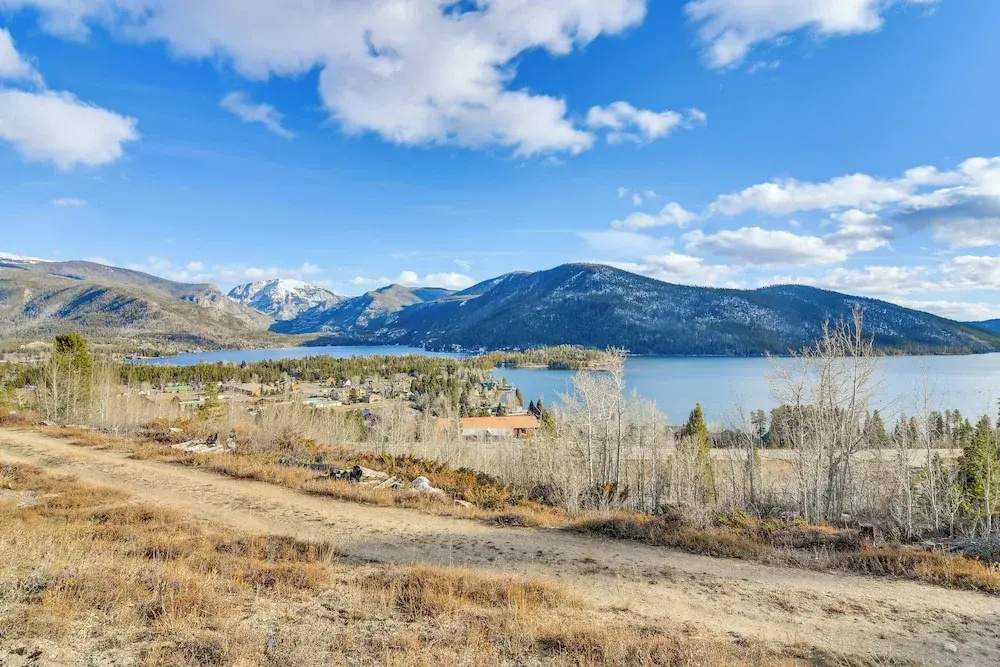 Ski, Hike & Snowmobile: Mtn-view Grand Lake Gem!