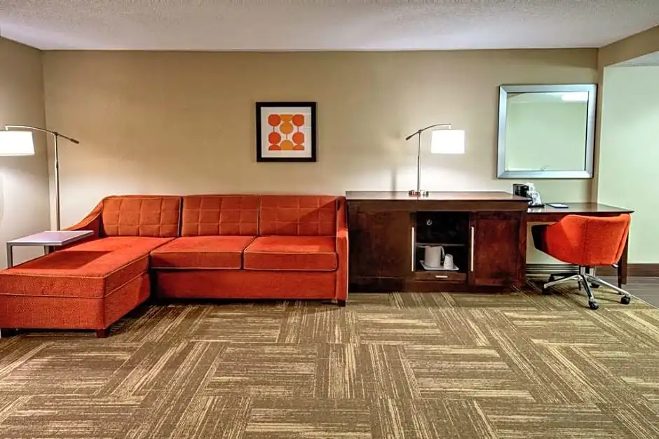 1 Bedroom Double Suite (full double bed)