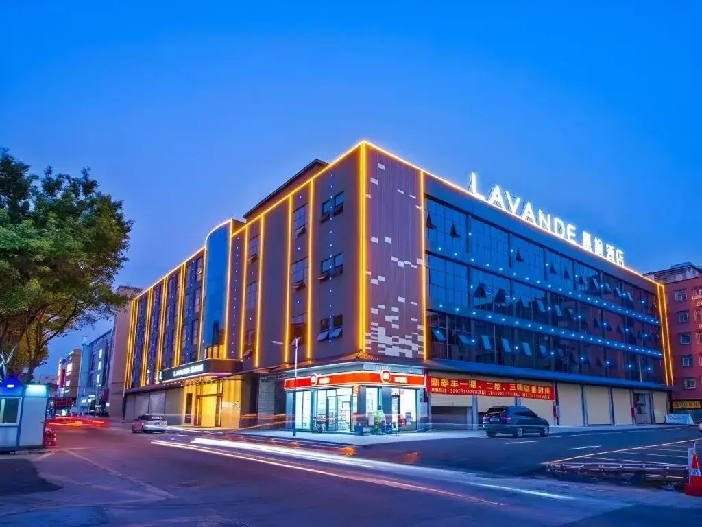 Baiyu Hotel (Guangzhou Konggang Avenue Longgui Jinbo Plaza Branch)