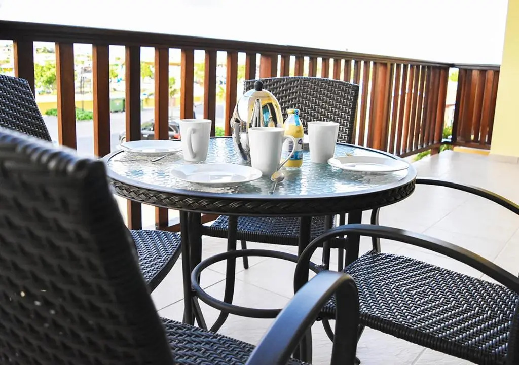 Balcony & Terrace