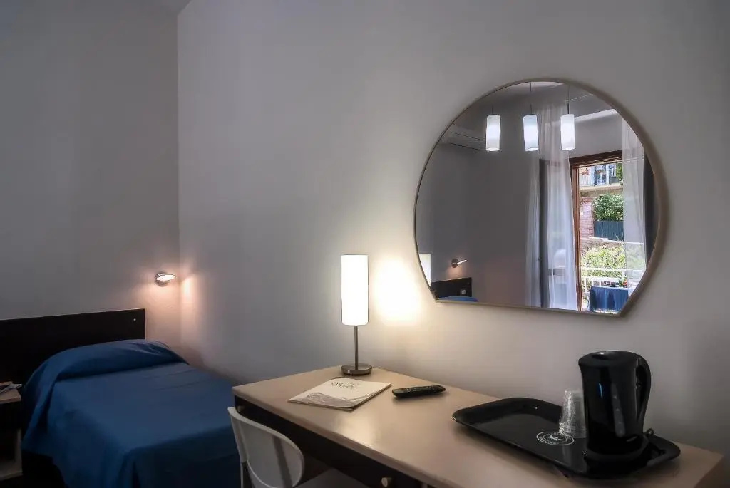Economy room