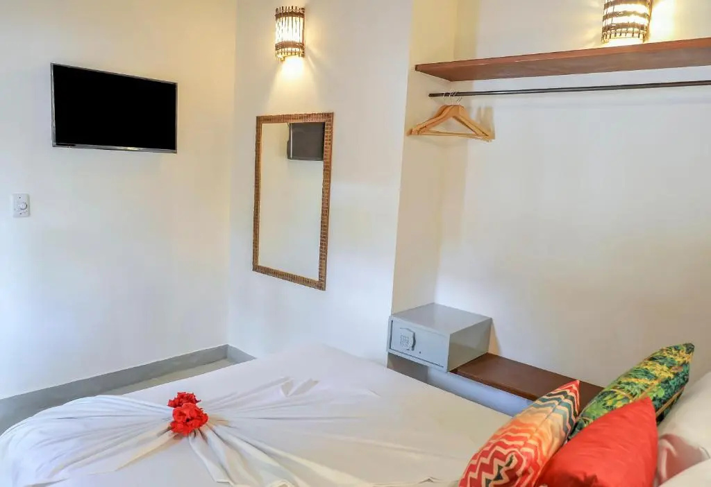 2 Bedrooms Chalet