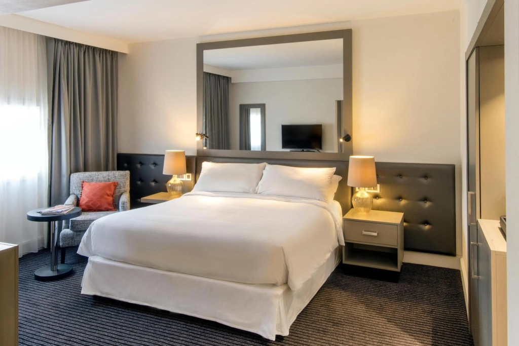 Отель Sheraton Heathrow Hotel в Лондоне