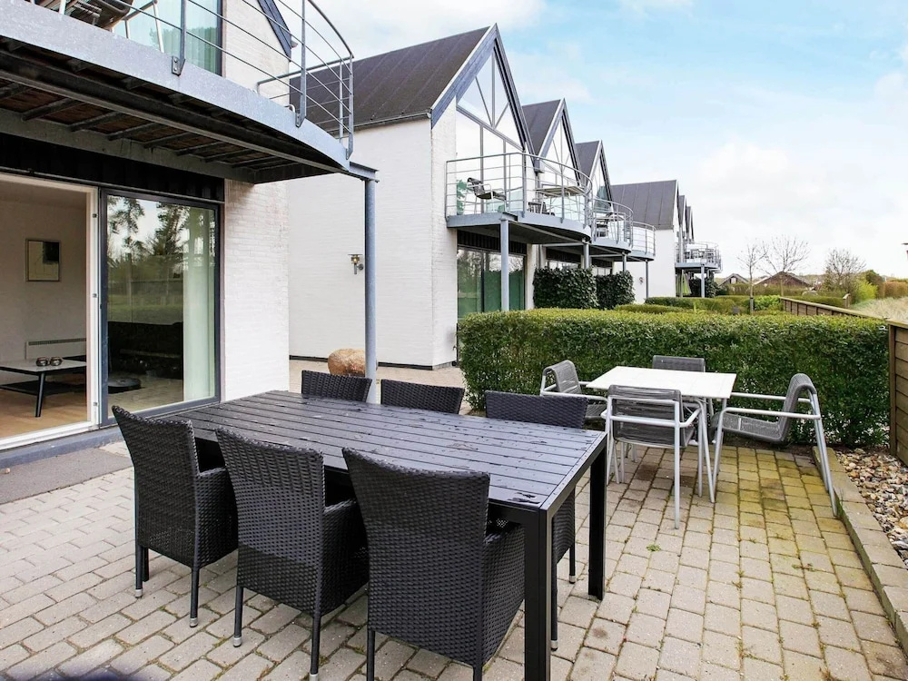 6 Person Holiday Home in Vaeggerlose