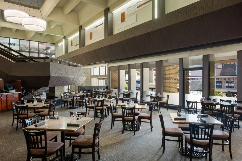 Ramada Plaza by Wyndham Regina Downtown - Général