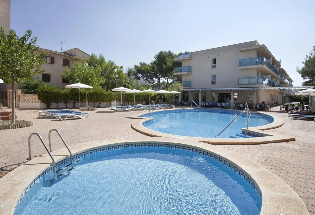 Hotel photo 12