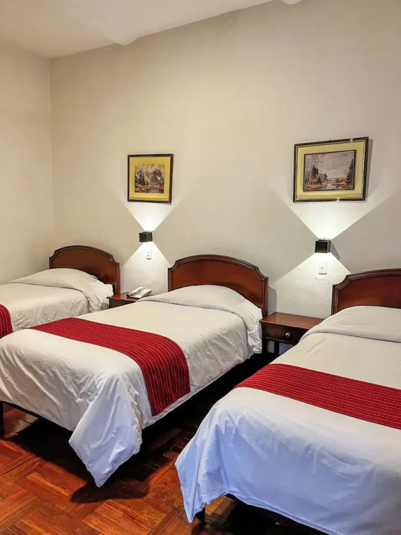 Standard Triple room