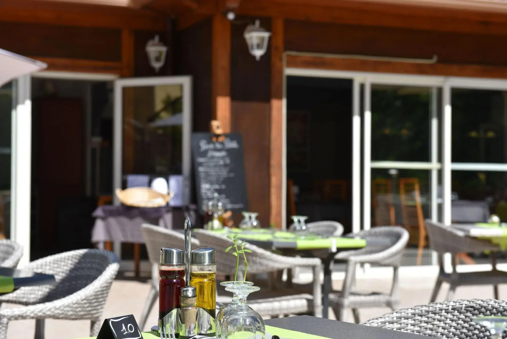 Hotel Arena restaurant le Refuge - Général