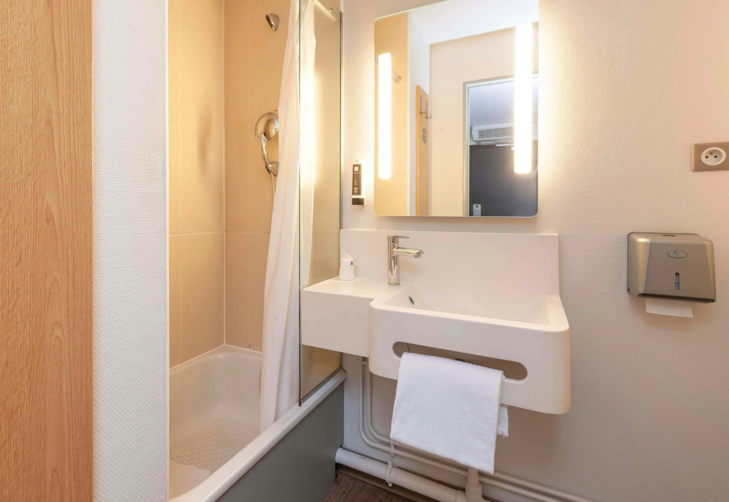 Afficher la photo 8 — B&B Hotel Bayonne
