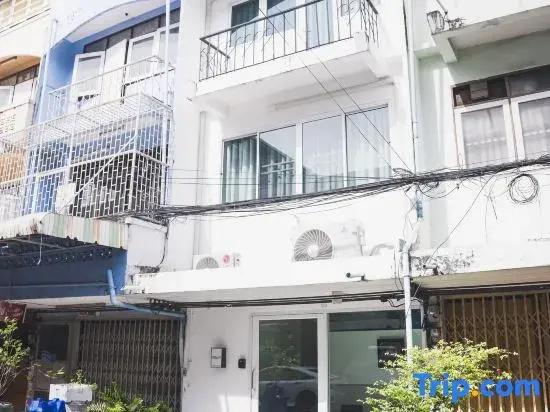 Nitichai place, Private Sukhumvit townhome-8PAX