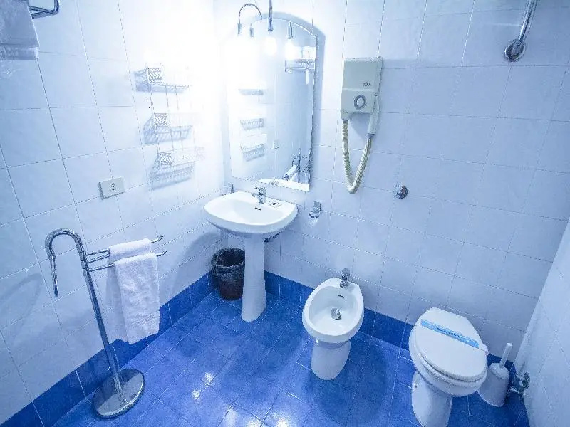 Standard Double room with balcony (full double bed)