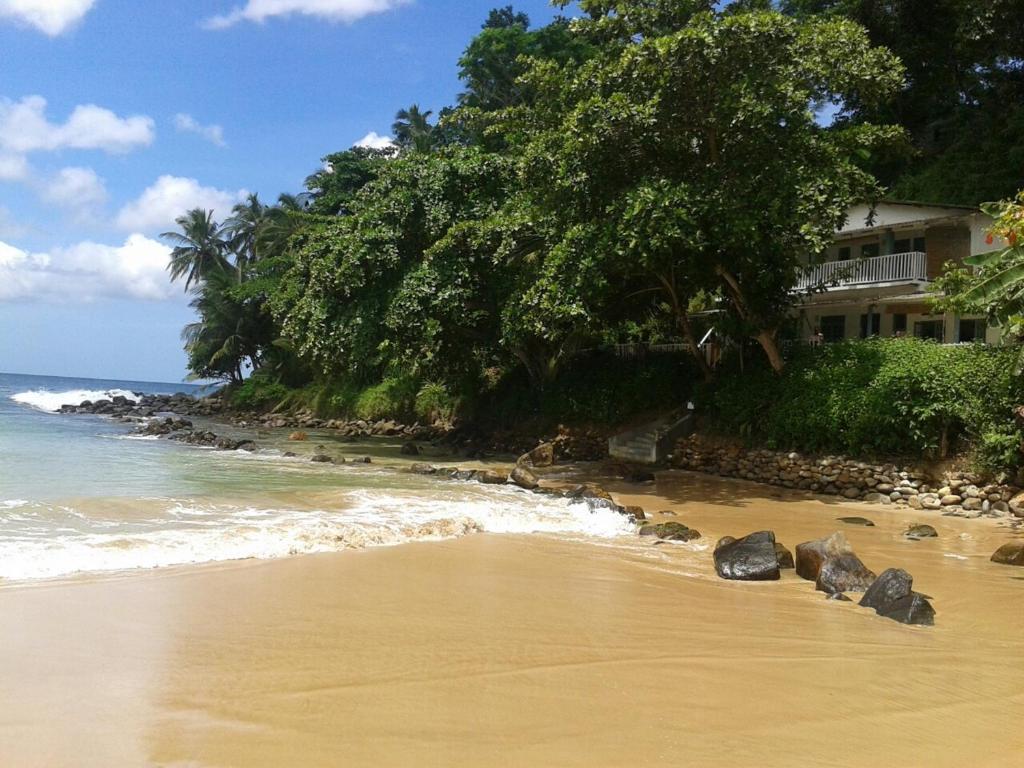 Talalla Bay Beach House