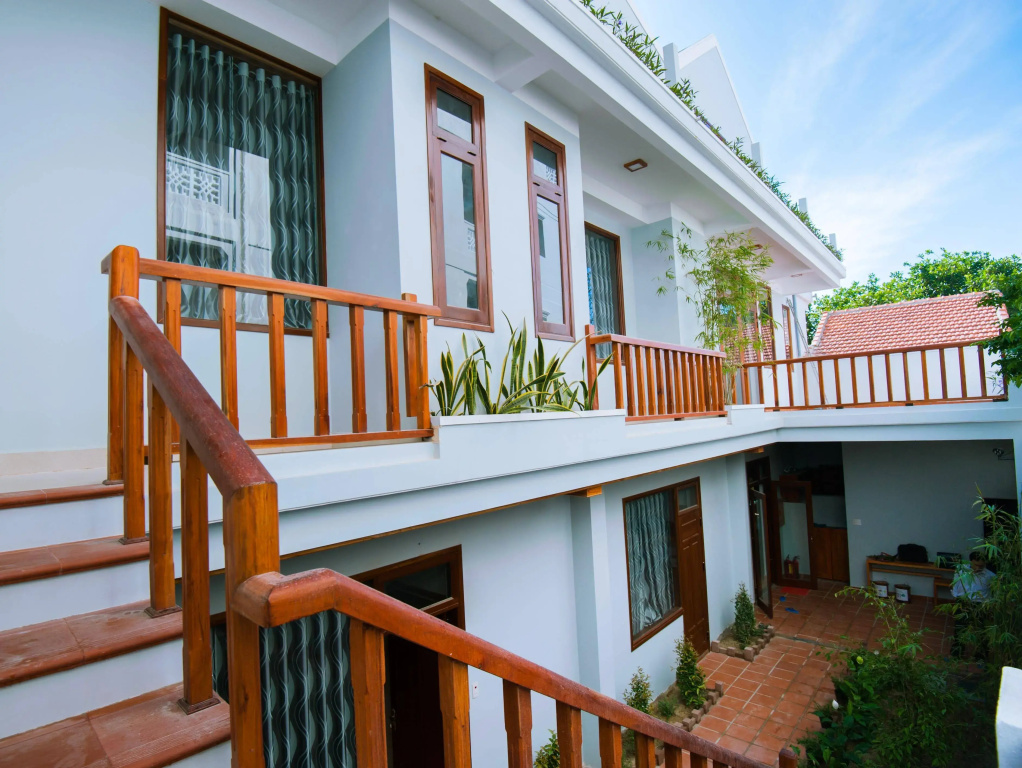 Riverside Plum Garden Homestay
