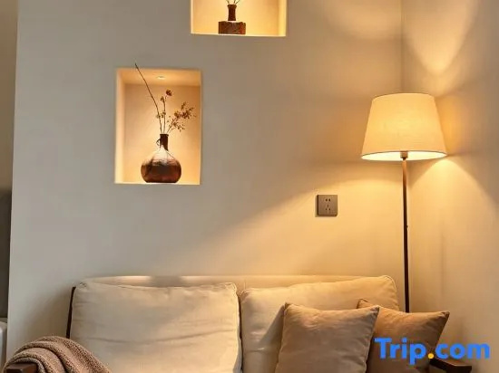 Shiyin | Fanhuaili · SunIN · Skyline Private Residence Scenic Homestay (Huaguoyuan Dolphin Plaza)