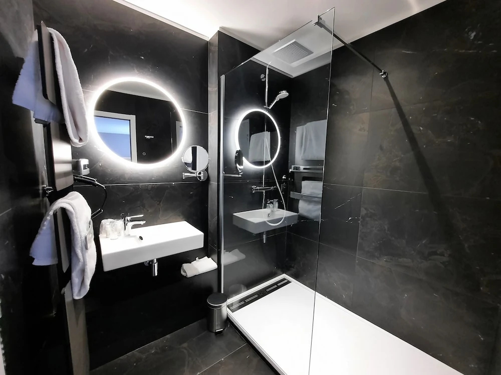 Campanile PRIME - Caen Centre Gare - Chambres
