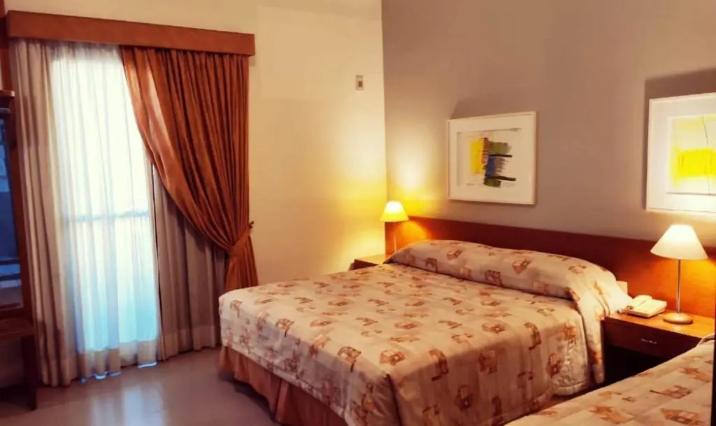 Hotel Metrópolis - Chambres