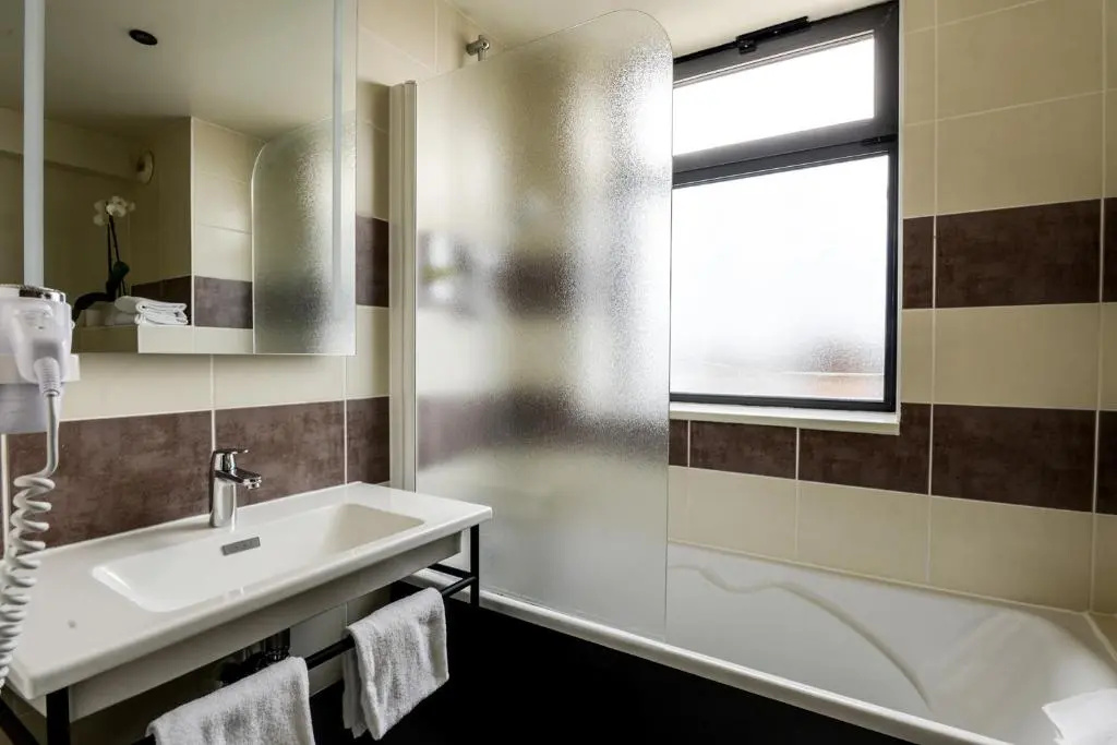 Brit Hotel Du Stade - Chambres