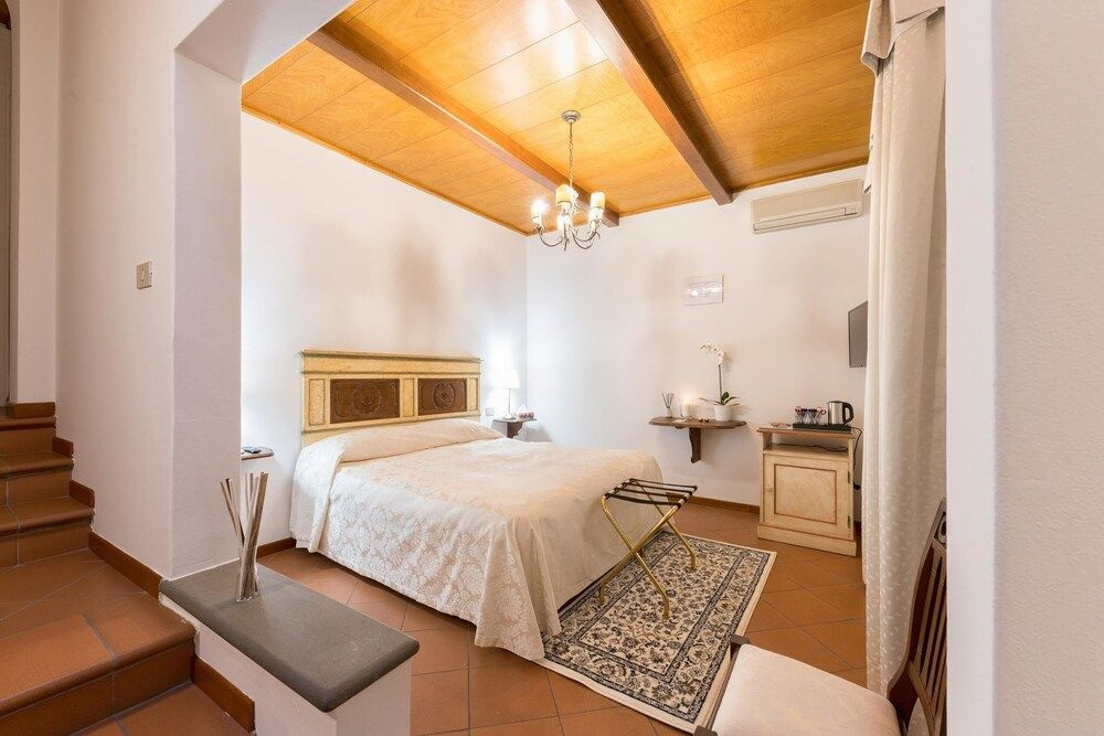 Hotel photo 32