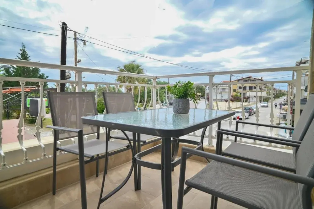 Tommy Seafront No 1 by Rentalspro - Nea Flogita