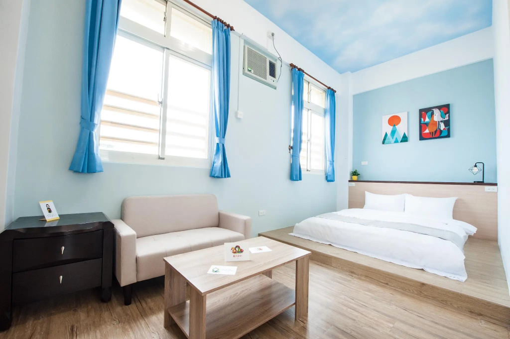 Standard Double room (full double bed)
