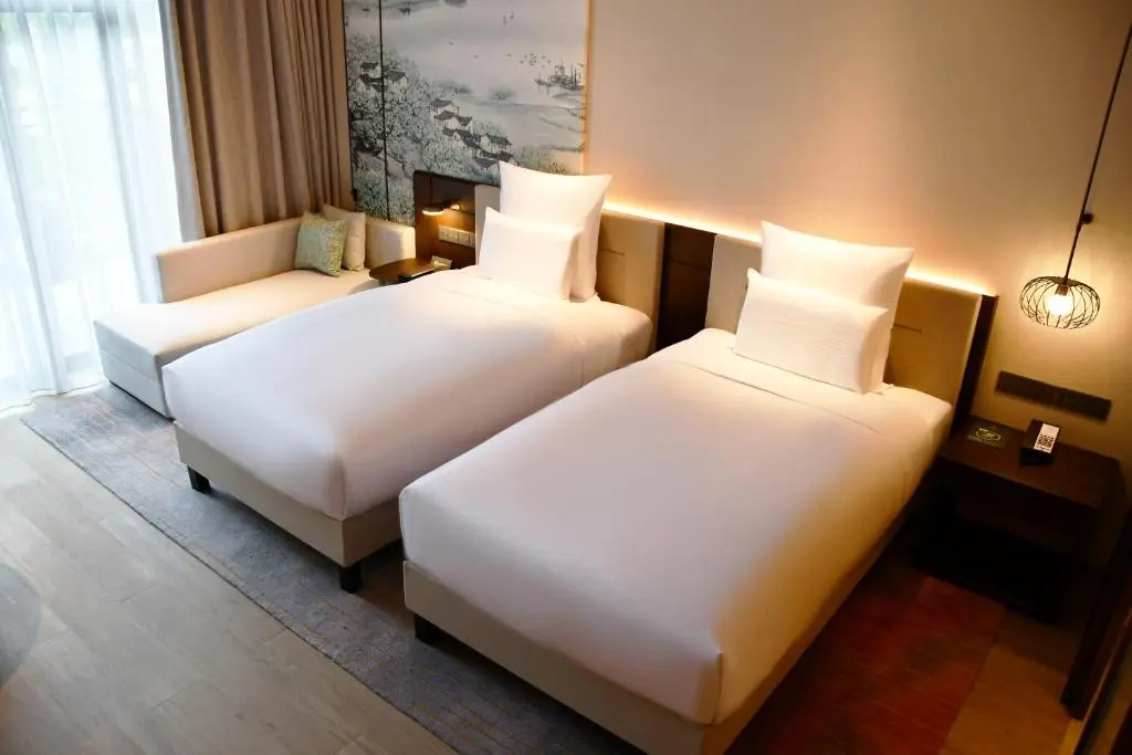 Deluxe Double room with view (twin beds)