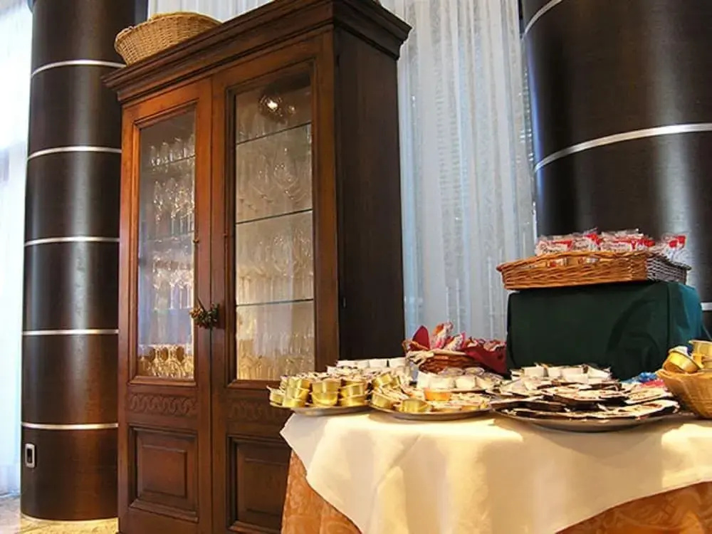 Dado Hotel International - Général