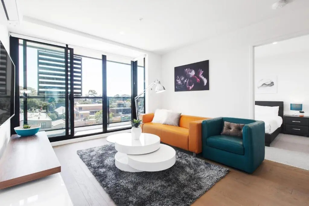 2 Bedrooms Apartment