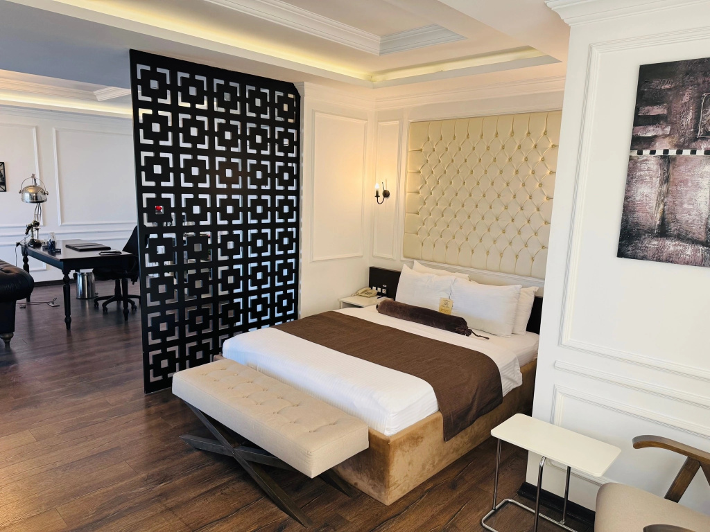 North Point Hotel — 4