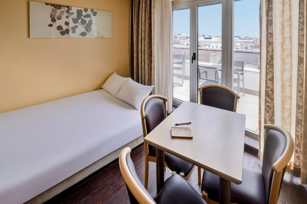 Отель Aparthotel Adagio Geneve Mont Blanc в Женеве