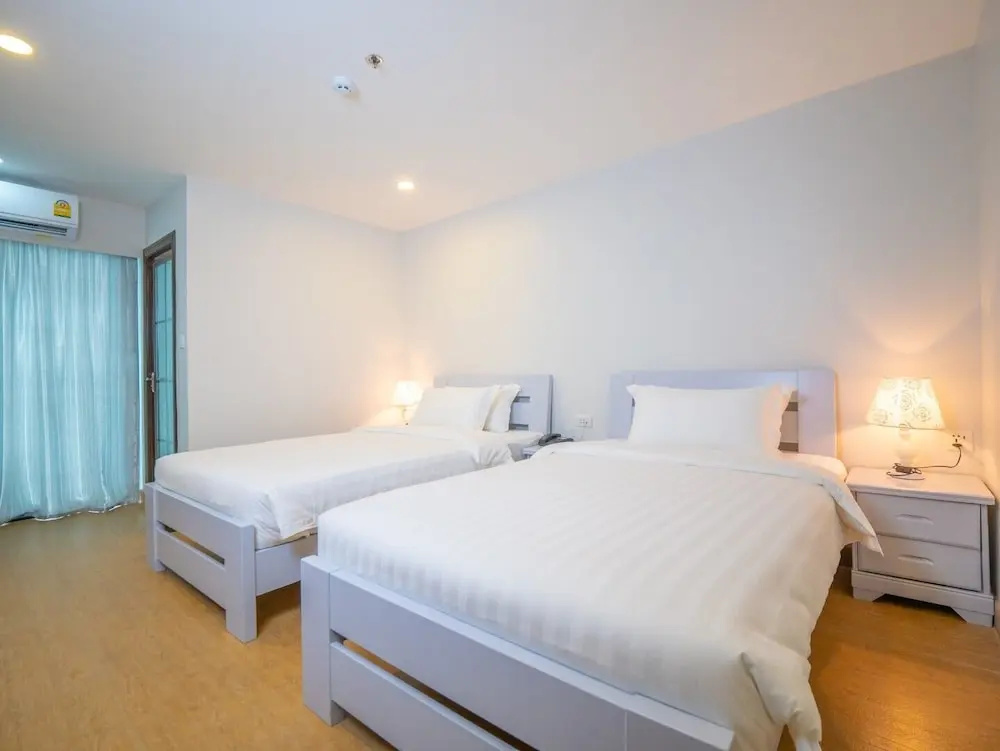 Executive Double room with balcony (twin beds)