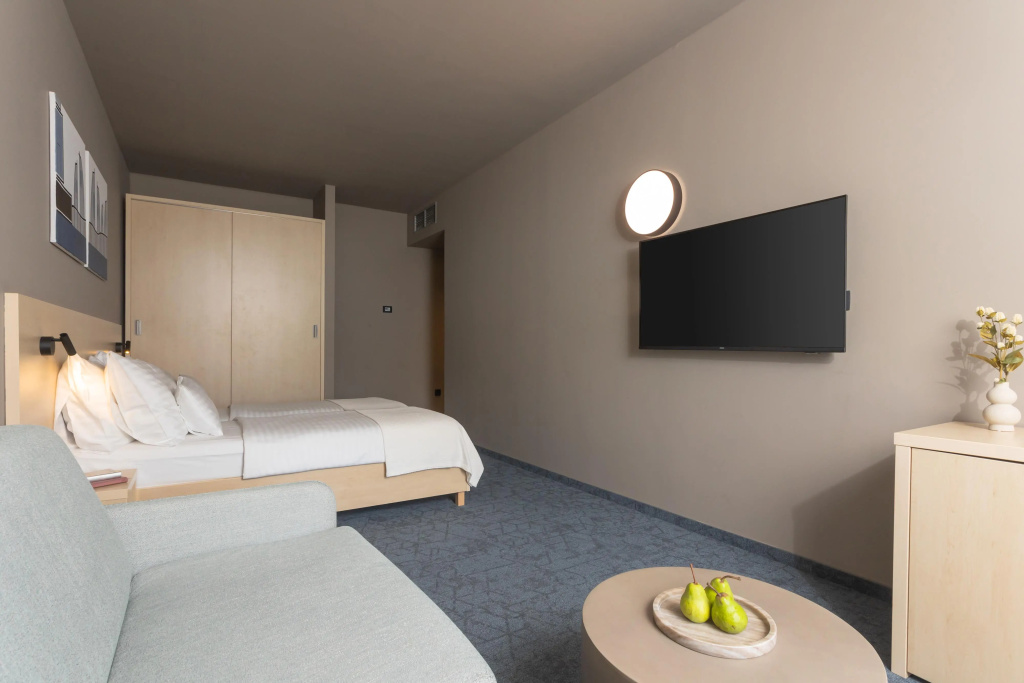 Family Hotel Adria — 2