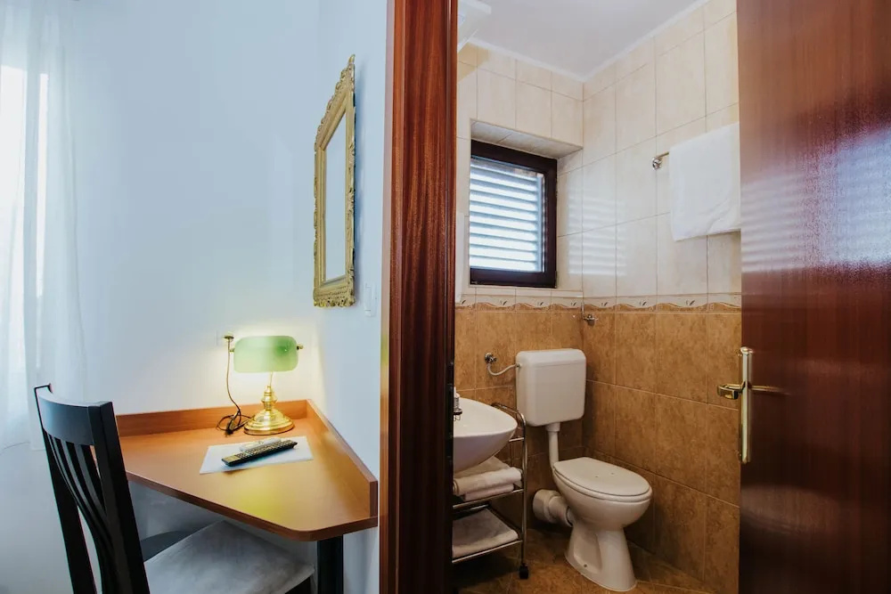 Hotel Vila Tina - Chambres