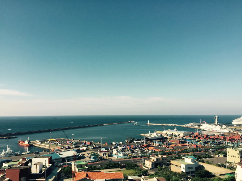 Beach & Waterfront