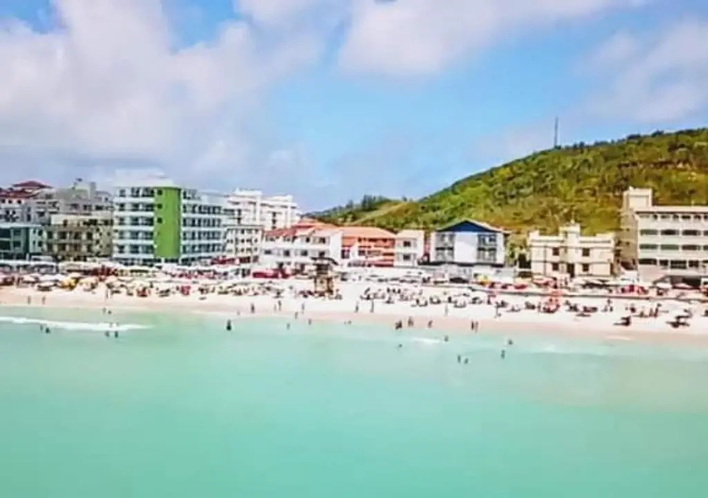 Beach & Waterfront