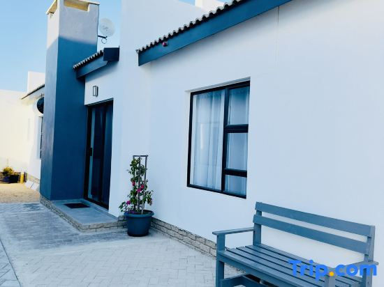 InWeFT Coastal Homes | 858 Luxury Flat B