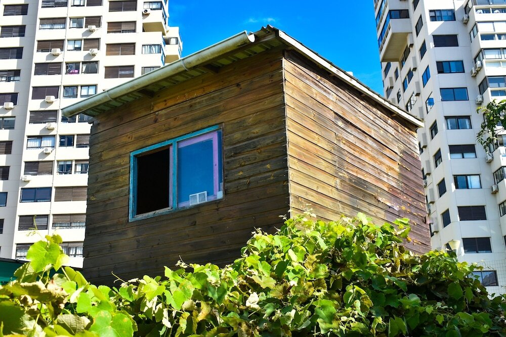 B & B Hostel by null