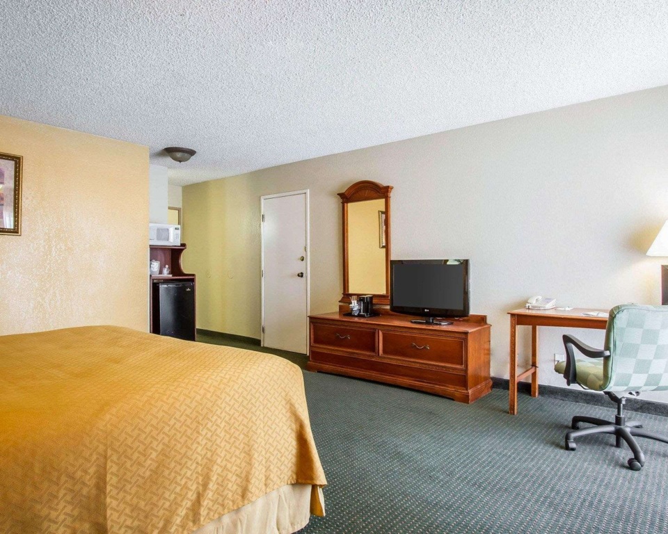 Quality Inn Tucson Downtown near Convention Center — 2
