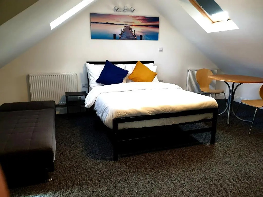 Standard Double room (full double bed)