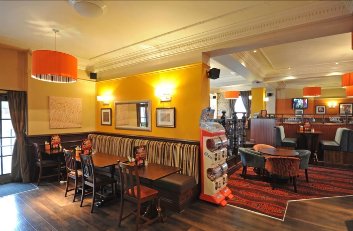 The Brentwood Hotel by Greene King Inns - Général