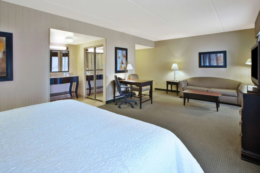 Double Studio (full double bed)