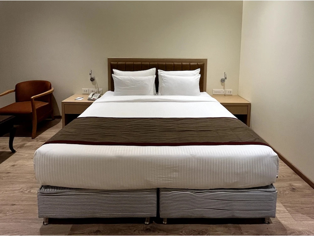 Ramee Panchshil - Chambres