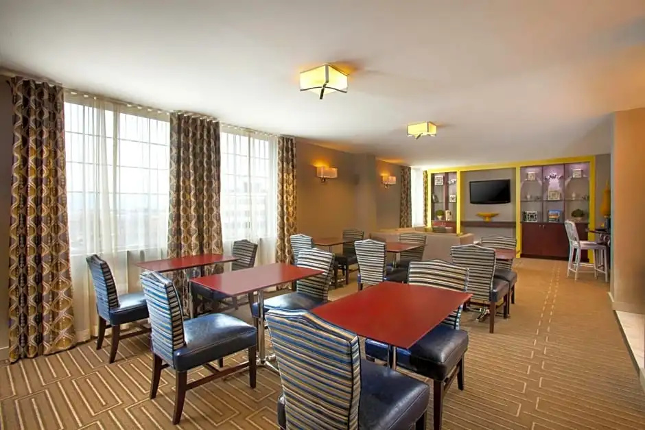 Sheraton Pittsburgh Airport Hotel - Chambres